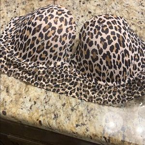 Victoria’s Secret strapless bra cheetah